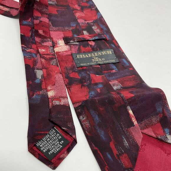 Vintage 1980 Made In Italy 100% Silk Red Abstract Necktie by Charleston Tie Rack - Picture 4 of 4